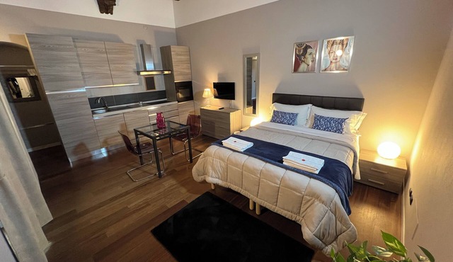 Cozy one-bedroom apartment with full kitchen