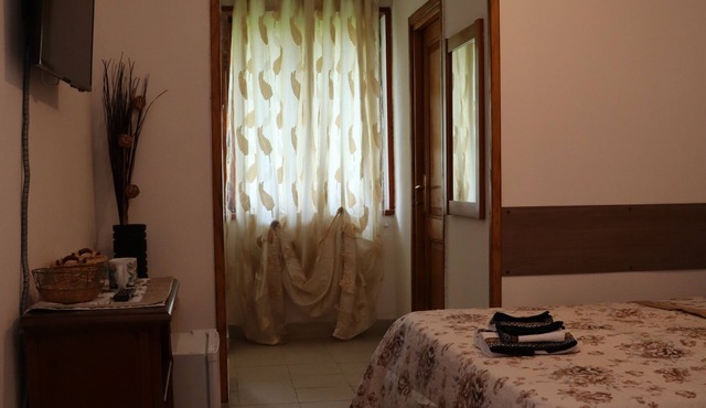Delightful little apartment 4 minutes from the train station