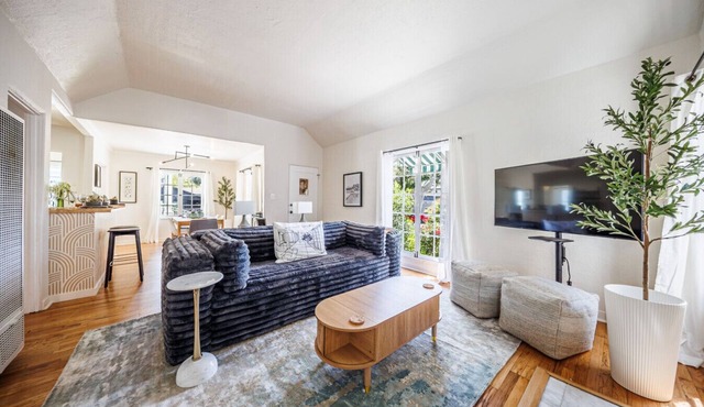Designer 2BR Home · 15 Min to UCLA + LAX