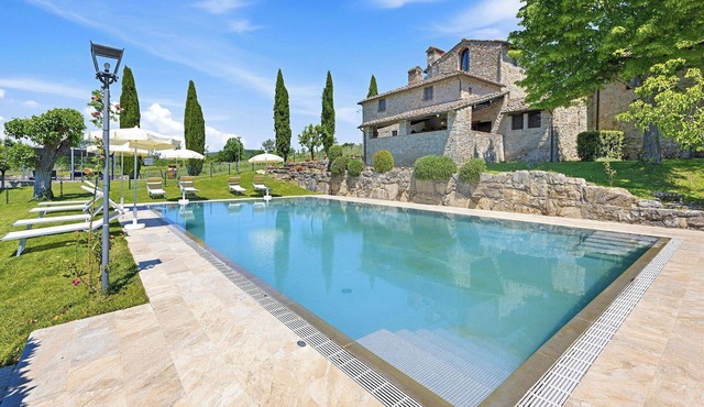Dimora del Chianti, stunning Tuscan stone villa surrounded by vineyards in the heart of Chianti