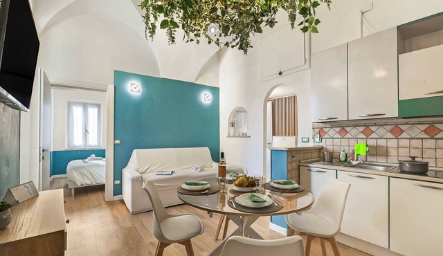 EA Blue Marin Apartment with A/C, Sanremo, Italy