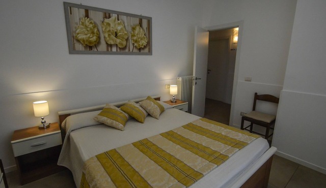 Elegant apartment very close to the sea and the center