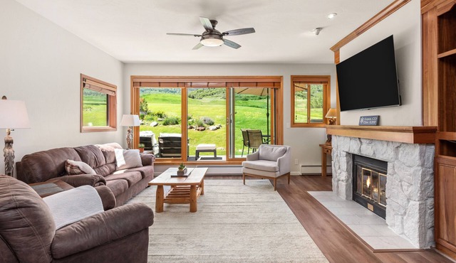 Elk Mountain Villa in Snowmass: 3 bed with walk-out patio
