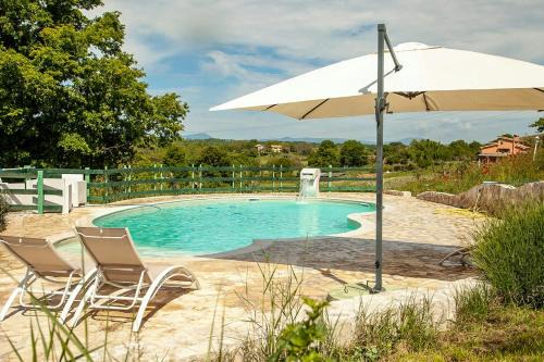 Estate With Full Spa In Valle Del Treja