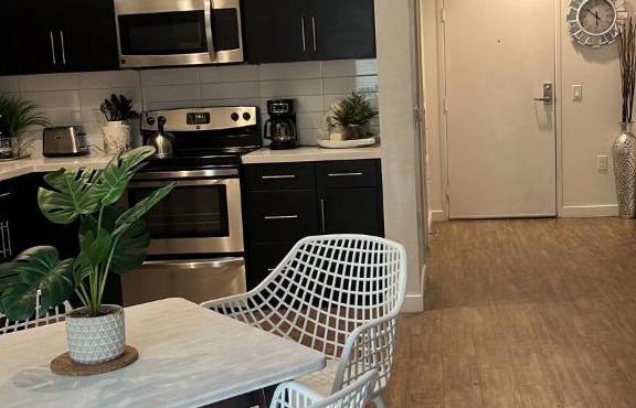 Exceptional Loft FREE Parking and WIFI