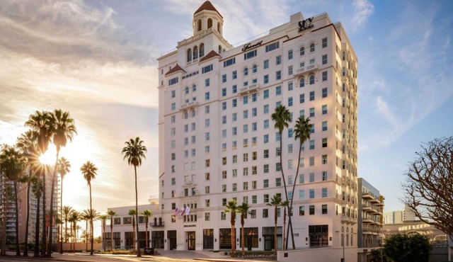 Fairmont Breakers Long Beach