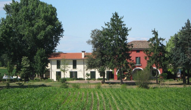 Farm Holidays on the 'Delta Po'