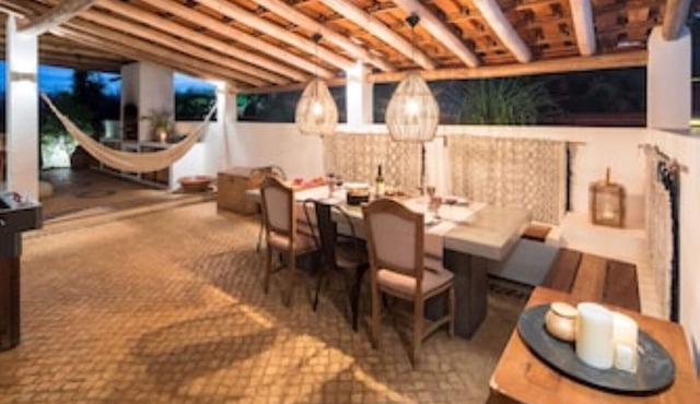 Feel good at Casa do Campo with (heated) saltwater pool!