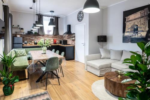 Fioretti Home
