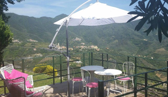Flat in historic village near Levanto and 5-Terre