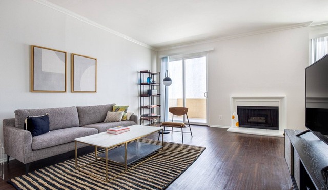 Generous Beverly Hills 1BR, nr Century City, by Blueground