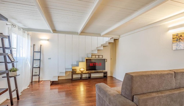 Ghirlandina Loft - In the Historic Center of Modena