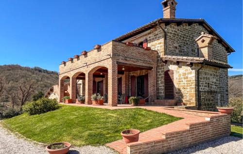 Gorgeous Apartment In Gubbio With Wifi