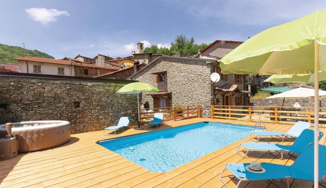 Gorgeous home in Sassalbo -MS-