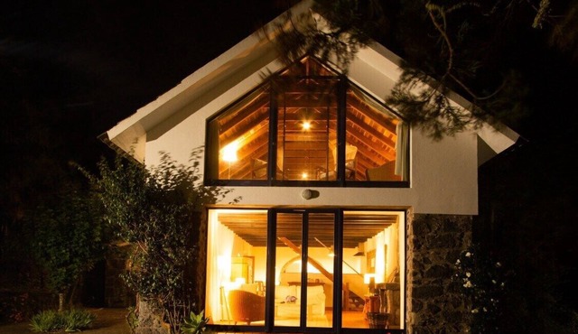 GuestReady - Blue OceanView Relaxing Cottage