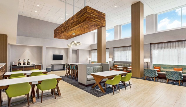 Hampton Inn & Suites Miami Kendall