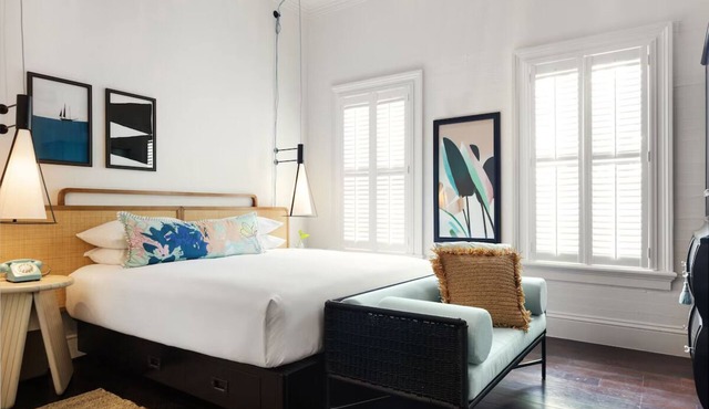 Heart of Key West: Unique Stay with Outdoor Pool Access, Free Breakfast!