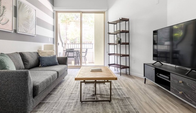 Hip Westchester 1BR w/ Gym, Pool, nr. Venice Beach, by Blueground