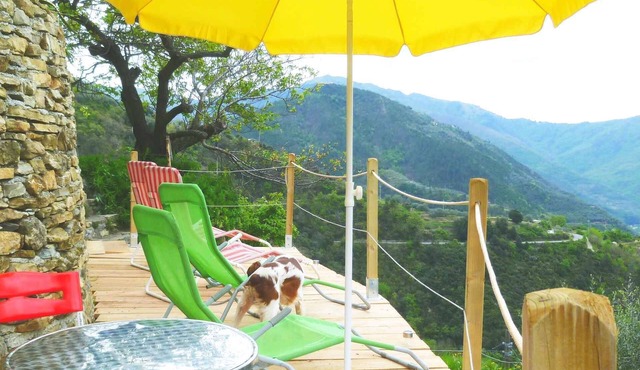 Holiday apartment for 2 people for nature lovers in a unique panoramic position