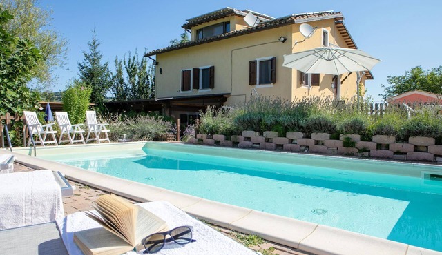 Holiday apartment San Ginesio for 1 - 6 persons with 3 bedrooms - Twin house