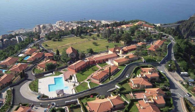 Holiday apartment with air conditioning
