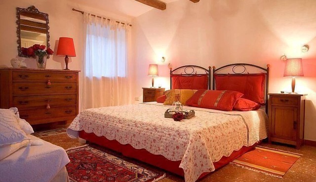 holiday flat 'Casa Blu' with swimming pool