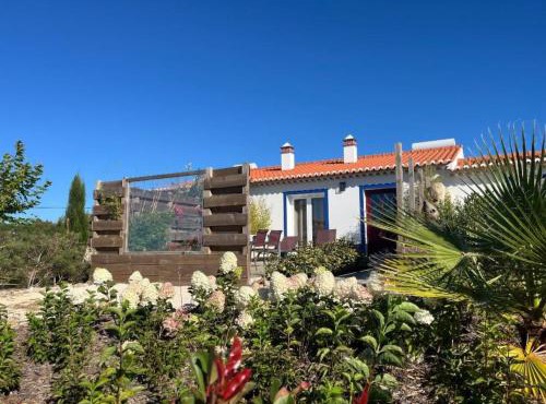 Holiday Home Haus Bamboo in Odeceixe mit ruhiger Terrasse by Interhome