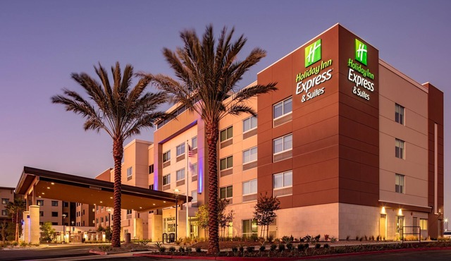 Holiday Inn Express & Suites Moreno Valley - Riverside by IHG