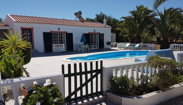 Holiday Villa Rental Quinta do Mouricão Algarve