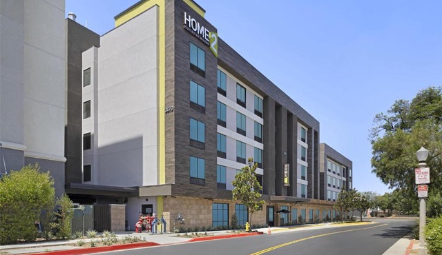 Home2 Suites by Hilton Riverside Downtown Convention Center