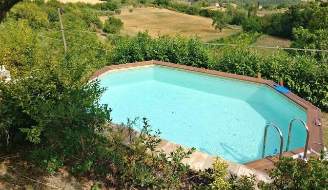 Homerez - Beautiful appartement for 5 ppl. with shared pool at Assisi
