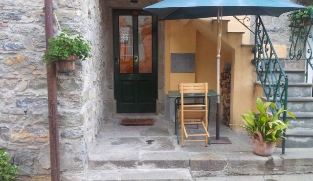 Homerez - Nice house for 4 ppl. with terrace at Casté
