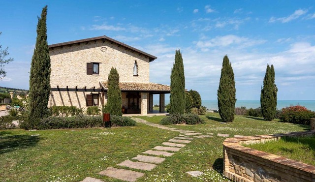 Homiday - Borgo Mediterraneus