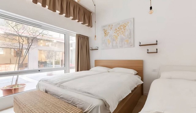 HOSPITABLE IN CENTRAL CITY