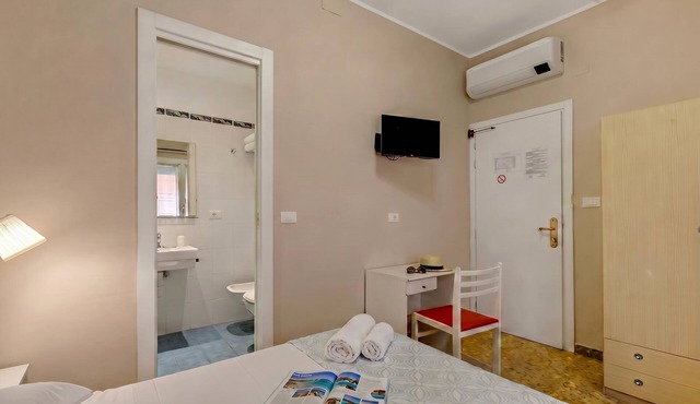 Hotel Del Golfo 71, Laigueglia, Italy