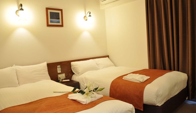 HOTEL NOAH