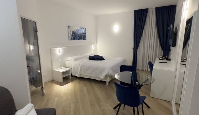 Hotel Smart Cruise