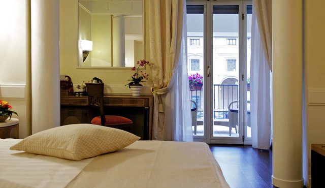 HOTEL STENDHAL