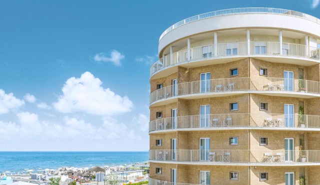 Hotel Torremaura Fronte Mare con Beach Club