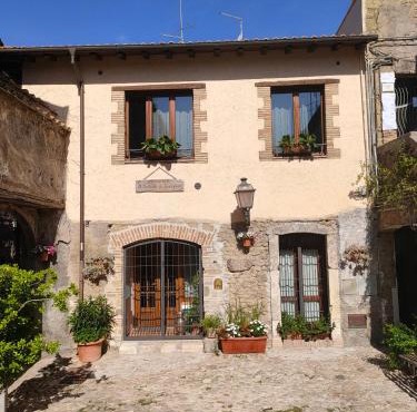 Il Cortile del Castello