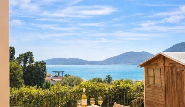 Il Teatro sul Mare, Terrazza Panoramica, barbecue e Cinema tra Lerici e Cinque Terre