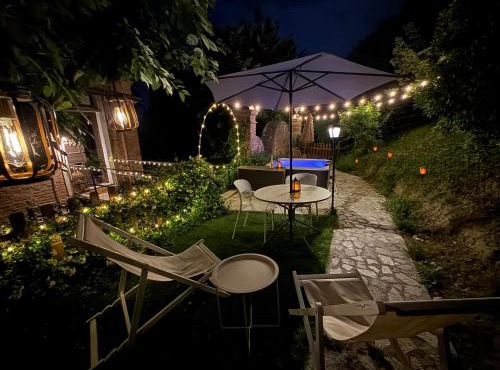 Io&Te Suite con Jacuzzi Privata a Villa Monteriolo