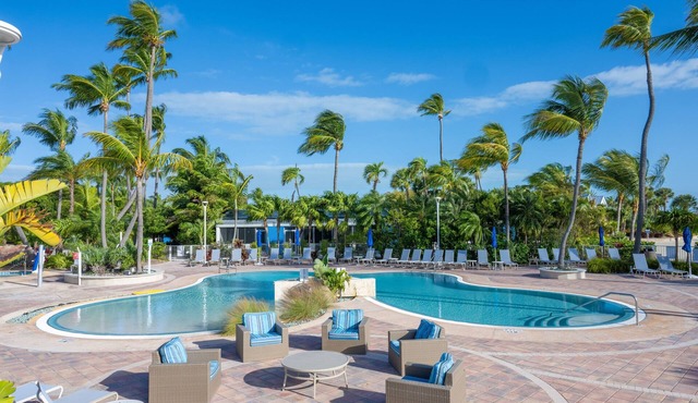 Islandstay Kitchen Pool Gym | 5 mi to Windley Reef | Hiking & Kayak Fun