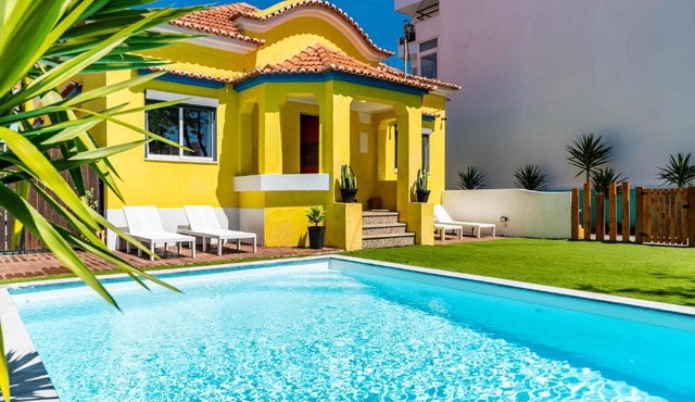 Kali Vice Surf Villa