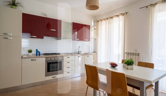 Karismatico - Three-room apartment on the first floor a few steps from the sea