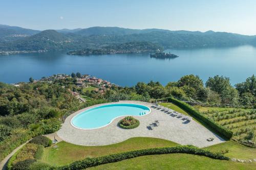 L'Airone appartamento con piscina e vista lago