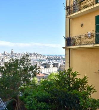 La Casa sulla Mattonata accogliente appartamento su una tipica creuza genovese con splendida vista e a pochi passi dalla Stazione Principe