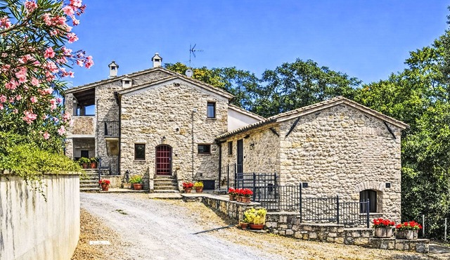 La Collina degli Ulivi by Interhome