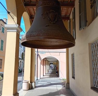 La finestra sulla campana