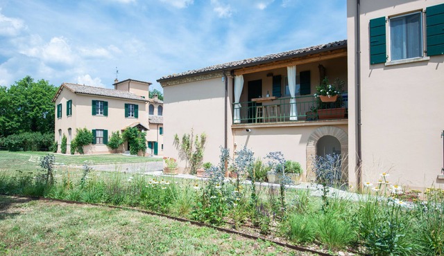 La Mietitrice - Fonte Flavia Country House in Urbania